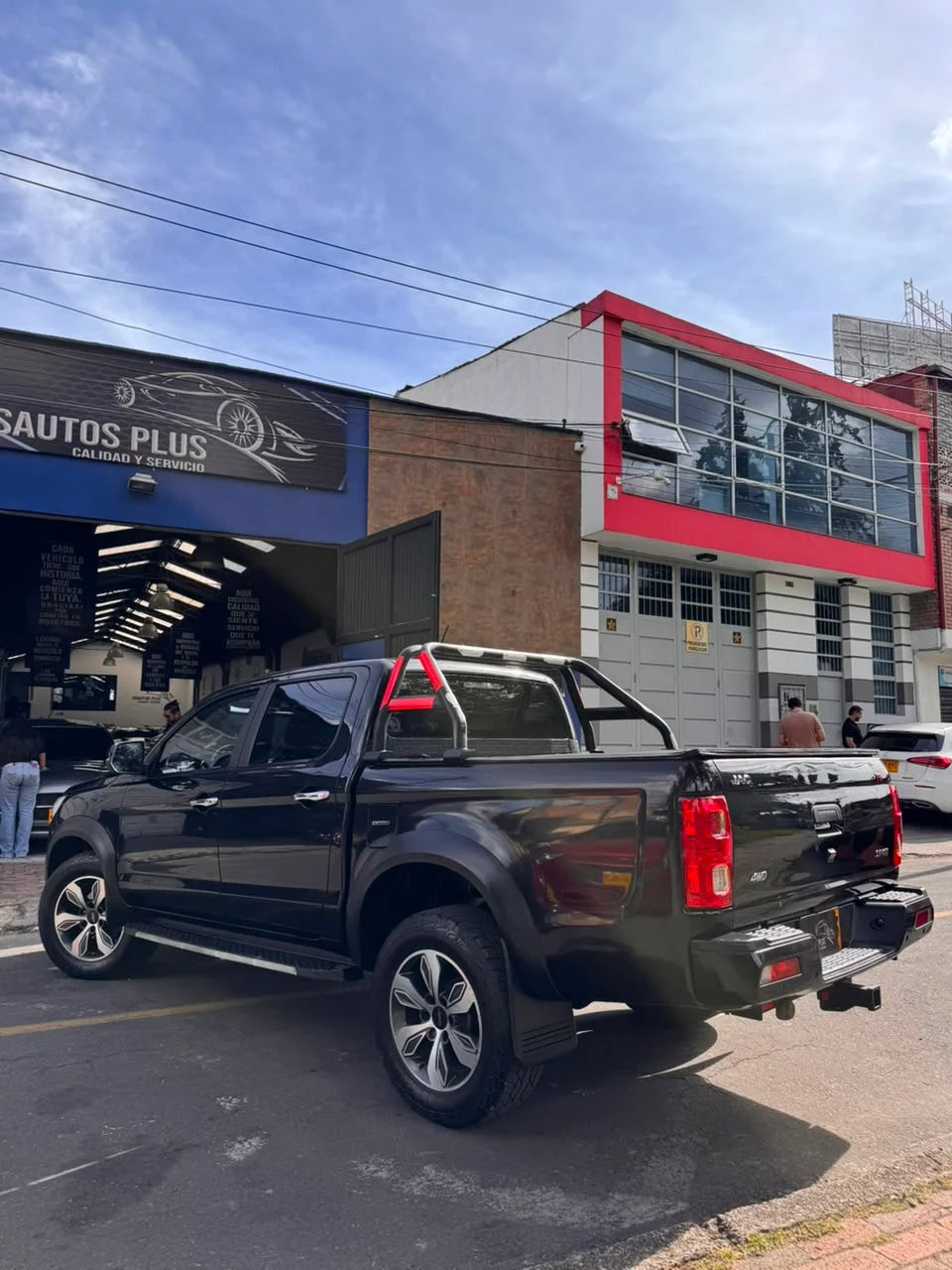 JAC T8 4X4 TURBO DIÉSEL MECÁNICA