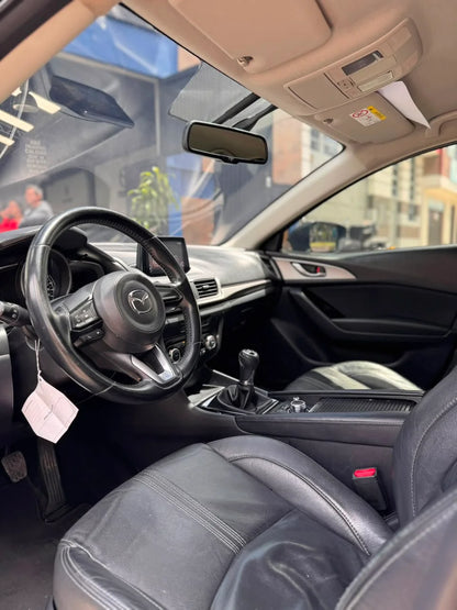 MAZDA 3 TOURING SEDÁN MECANICO  2019