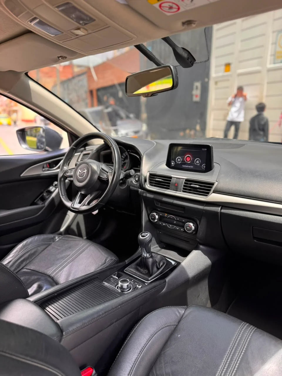 MAZDA 3 TOURING SEDÁN MECANICO  2019