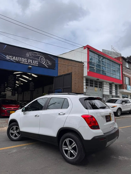 CHEVROLET TRACKER LT AT