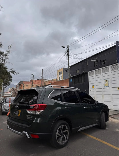 SUBARU FORESTER ELITE HYBRID AWD CVT