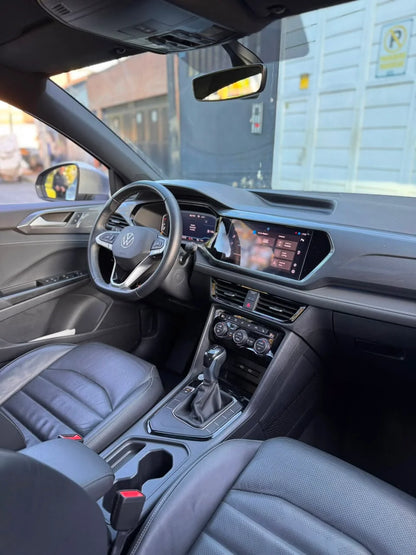 VOLKSWAGEN TAOS HIGHLINE AT