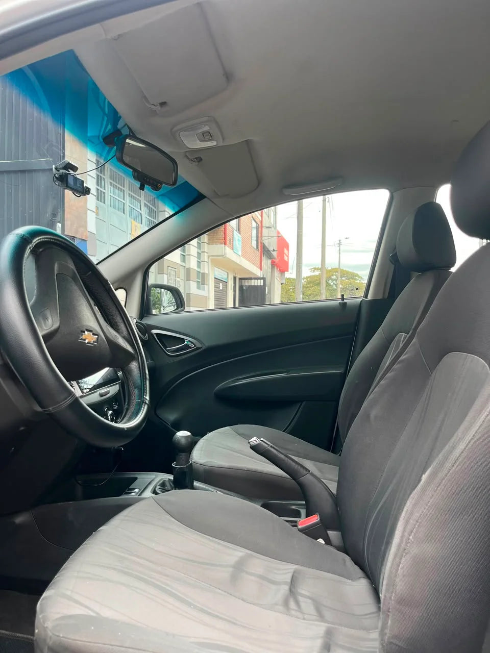 CHEVROLET SAIL LT MT AA