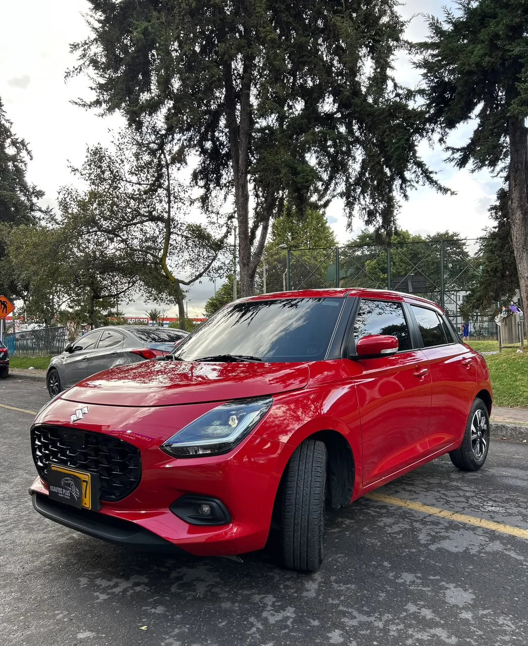 SUZUKI SWIFT HÍBRIDO GLX MT