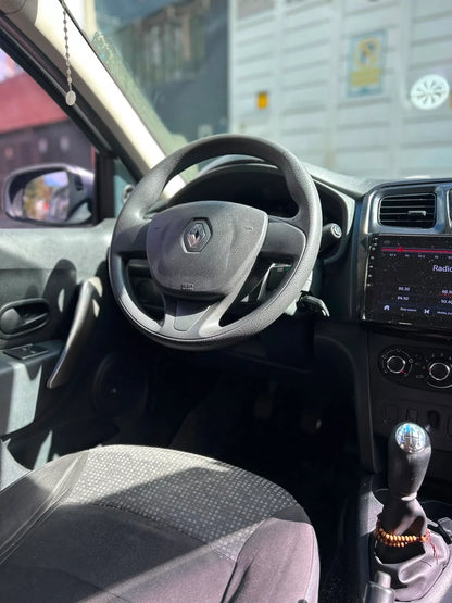 RENAULT SANDERO EXPRESSION MT