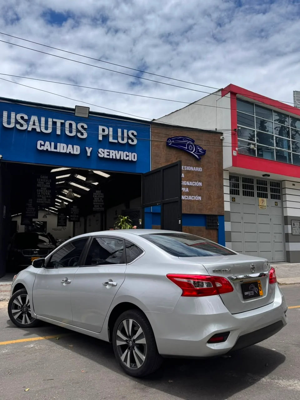 NISSAN SENTRA B17 EXCLUSIVE CVT