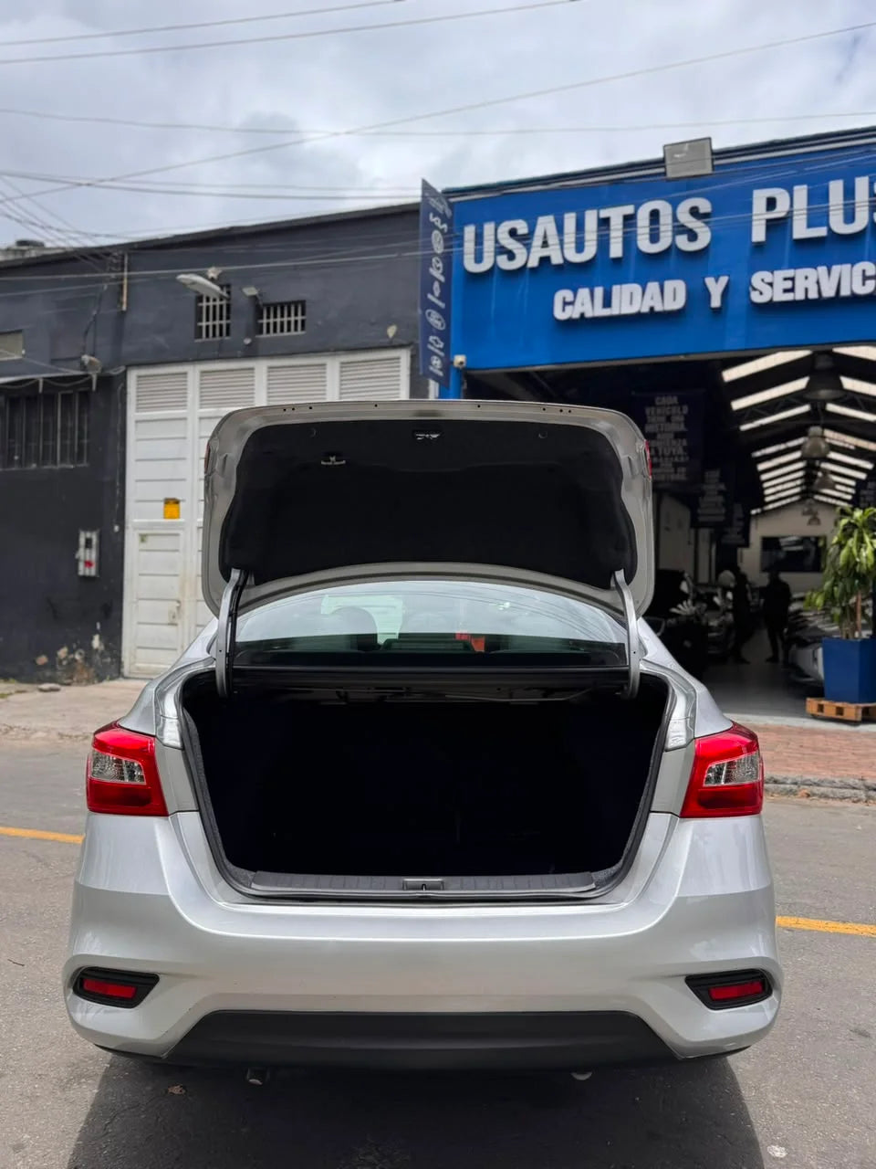 NISSAN SENTRA B17 EXCLUSIVE CVT