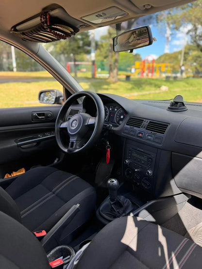 VOLKSWAGEN JETTA MT