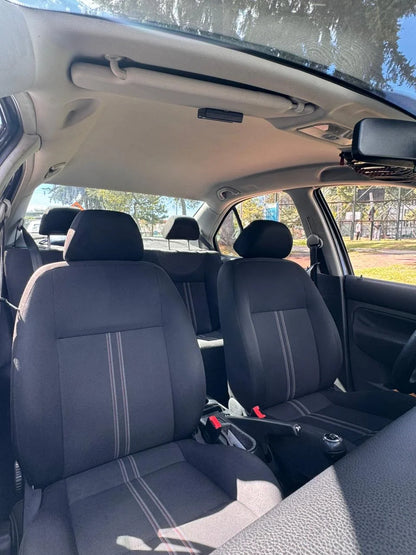 VOLKSWAGEN JETTA MT