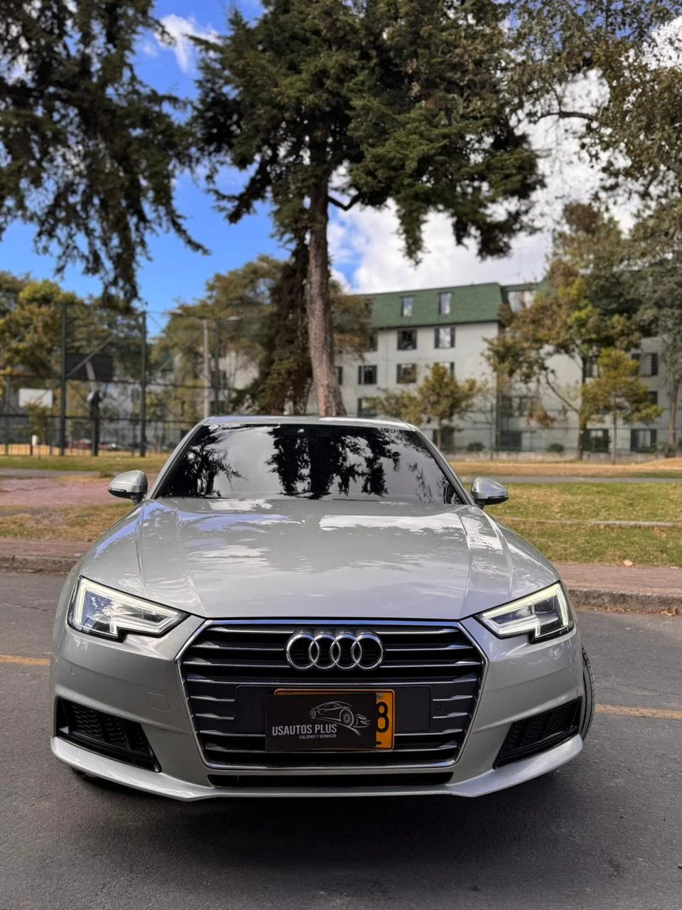 AUDI A4 2.0 TFSI S TRONIC
