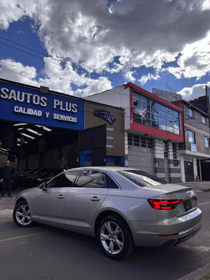 AUDI A4 2.0 TFSI S TRONIC