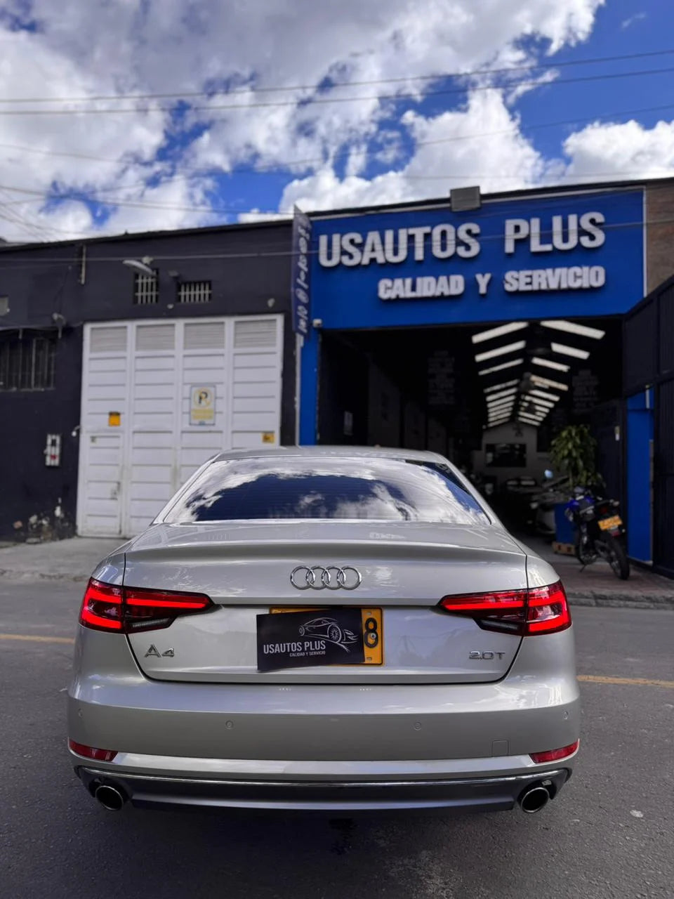 AUDI A4 2.0 TFSI S TRONIC