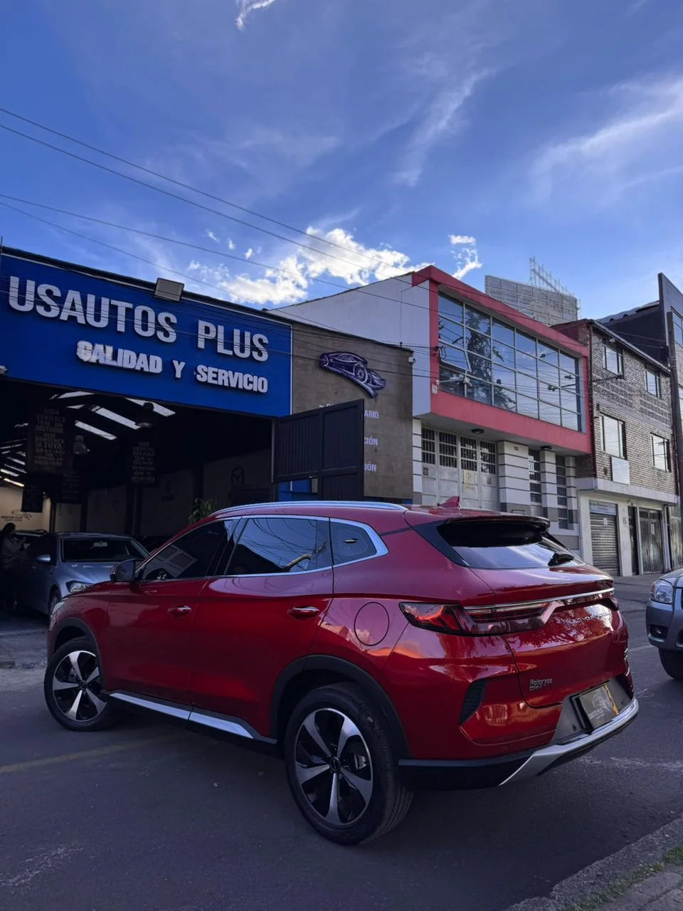 BYD SONG PLUS DM-i HÍBRIDA ENCHUFABLE AT