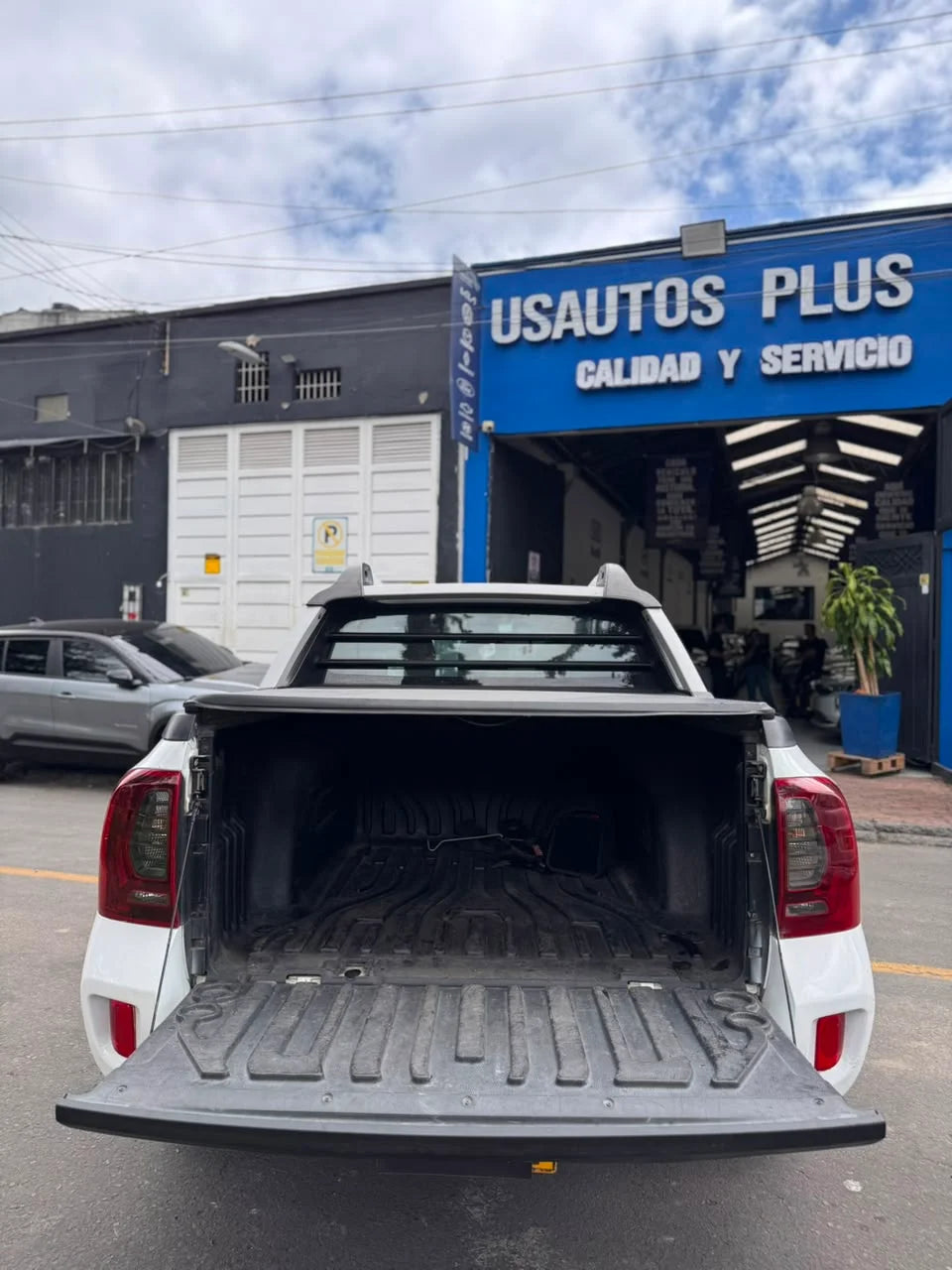 RENAULT DUSTER OROCH INTENS 2.0 MT 4X4
