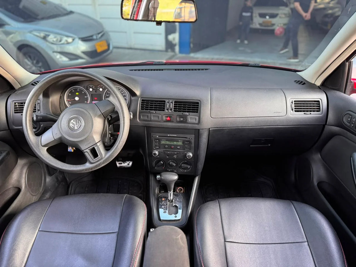 VOLKSWAGEN JETTA TRENDLINE AUTOMATICO