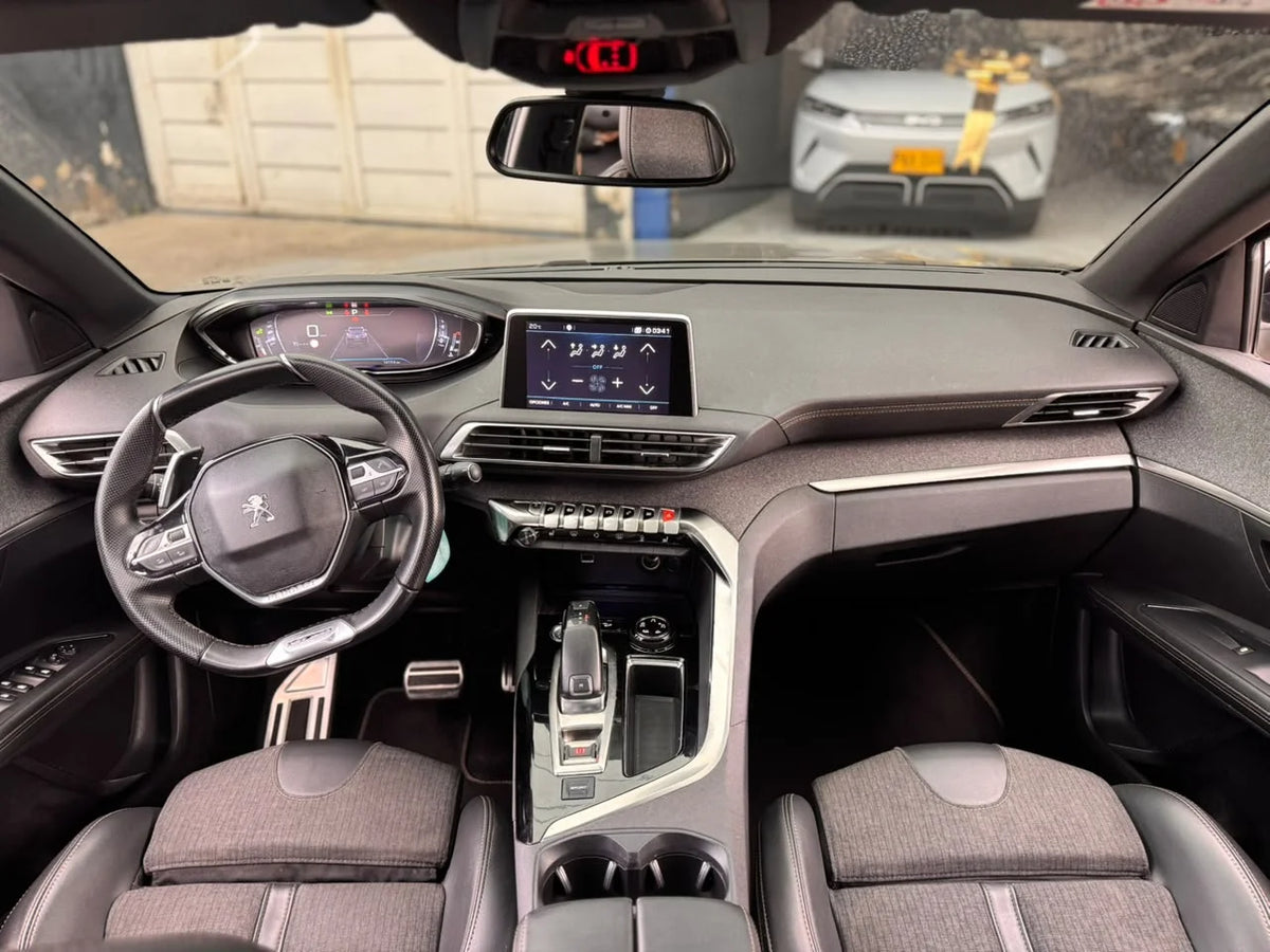 PEUGEOT 3008 GT LINE 1.6 AT