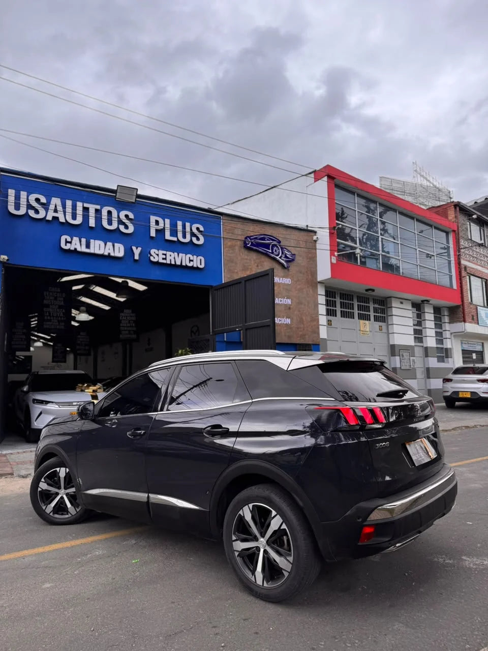 PEUGEOT 3008 GT LINE 1.6 AT