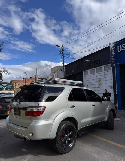 TOYOTA FORTUNER 3.0 DIÉSEL AT
