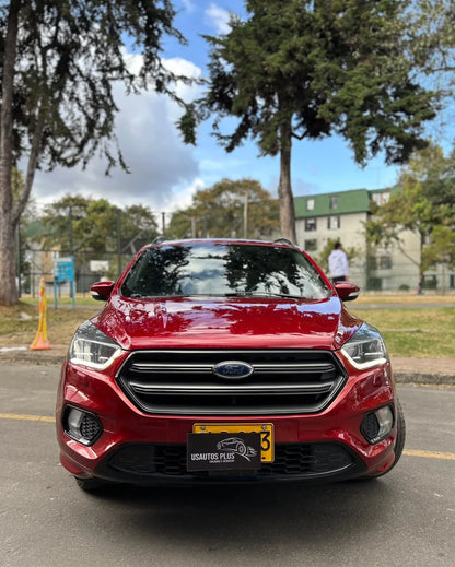 FORD ESCAPE ST-LINE 2.0T AWD AT 4X4