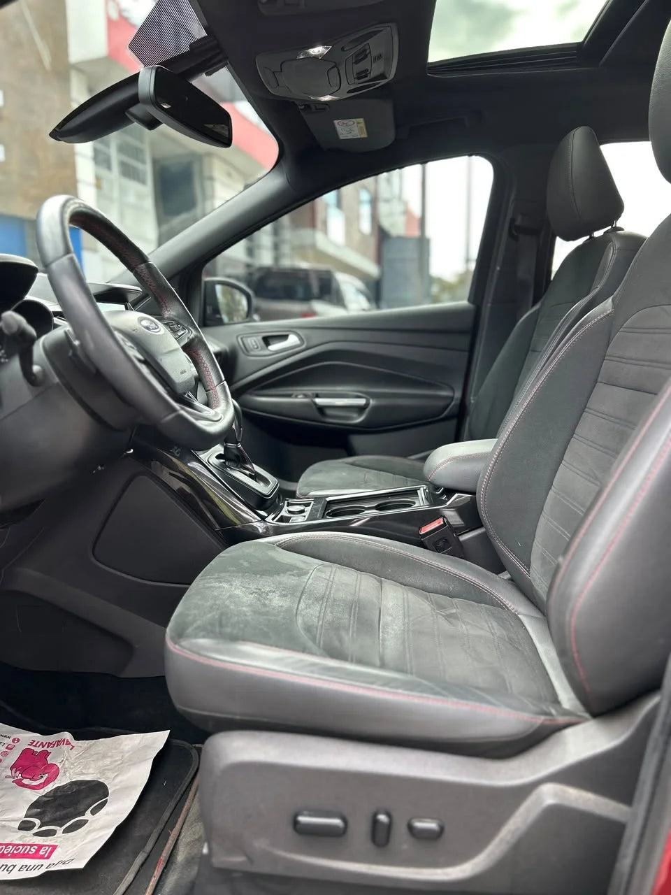 FORD ESCAPE ST-LINE 2.0T AWD AT 4X4
