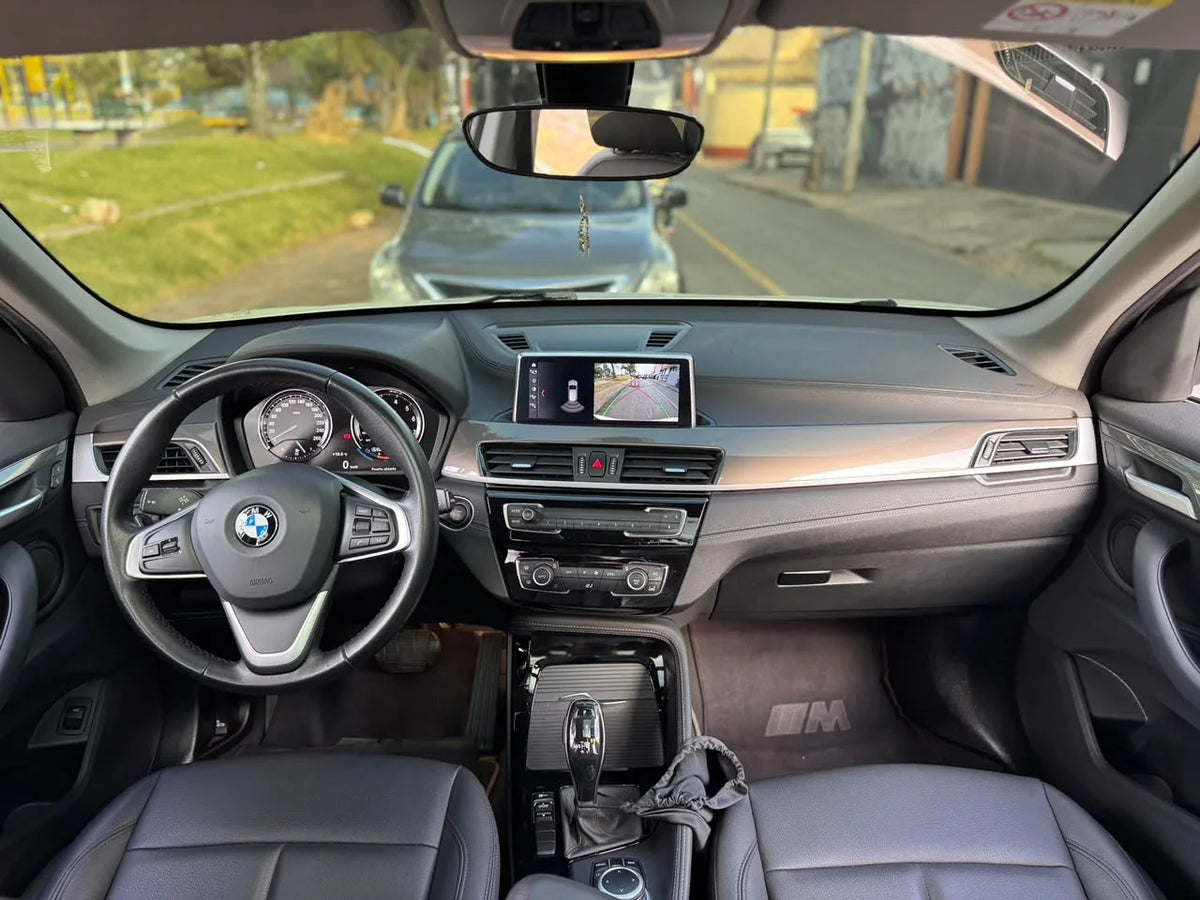 BMW X1 sDRIVE18i AT