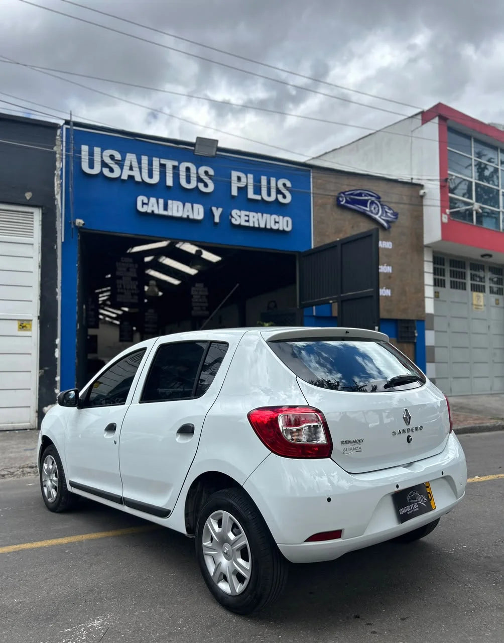 RENAULT SANDERO LIFE MT
